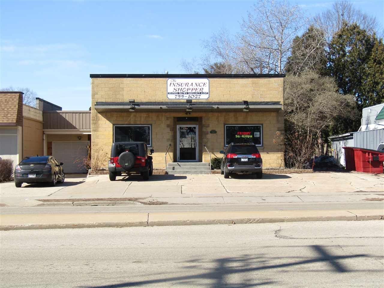 941 N Washington St, Janesville, WI 53548